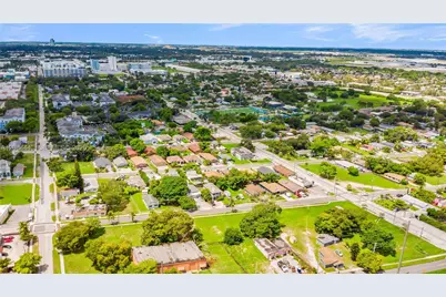 24 NW 5th Ave, Dania Beach, FL 33004 - Photo 18