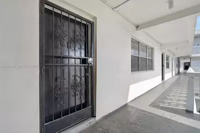11685 Canal Dr #303, North Miami, FL 33181 - Photo 8