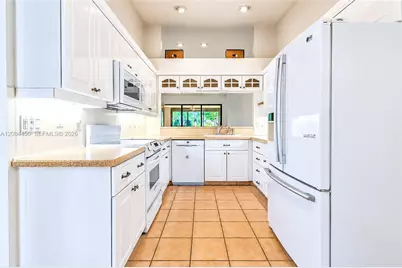 5289 Fairway Woods Dr #2911, Delray Beach, FL 33484 - Photo 8