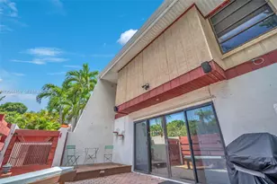 3908 Parkside Ln, Hollywood, FL 33021 - Photo 36