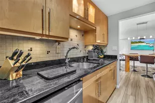 3908 Parkside Ln, Hollywood, FL 33021 - Photo 18