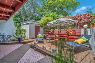 3908 Parkside Ln, Hollywood, FL 33021 - Photo 2