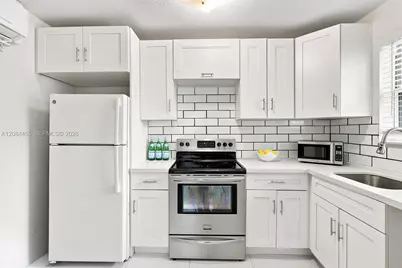 7981 NW 12th Pl #1, Miami, FL 33147 - Photo 4
