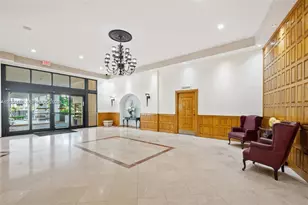 3725 S Ocean Dr, Hollywood, FL 33019 - Photo 8