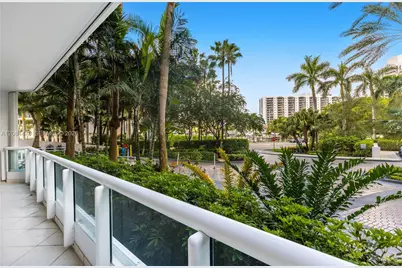 21055 Yacht Club Dr #207, Aventura, FL 33180 - Photo 20