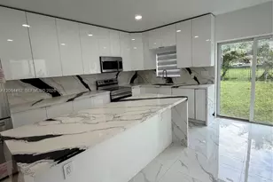2100 NW 102nd St, Miami, FL 33147 - Photo 6