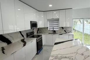 2100 NW 102nd St, Miami, FL 33147 - Photo 2