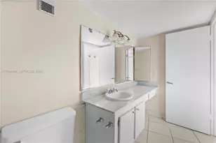 1200 NE Miami Gardens Dr, Miami, FL 33179 - Photo 22