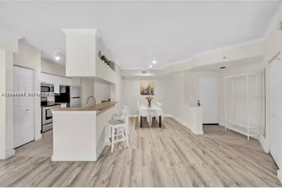 17145 N Bay Rd #4304, Sunny Isles Beach, FL 33160 - Photo 4