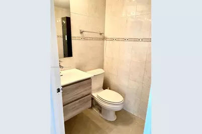 2401 Collins Ave #1112, Miami Beach, FL 33140 - Photo 22