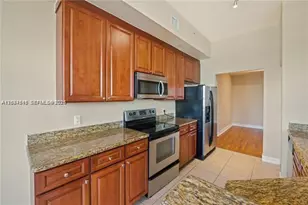 3001 NE 185th St, Aventura, FL 33180 - Photo 12