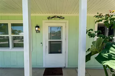 618 SW Ray Ave, Port Saint Lucie, FL 34983 - Photo 8
