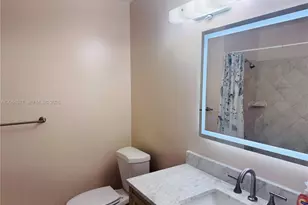 6090 SW 41st St, Davie, FL 33314 - Photo 20