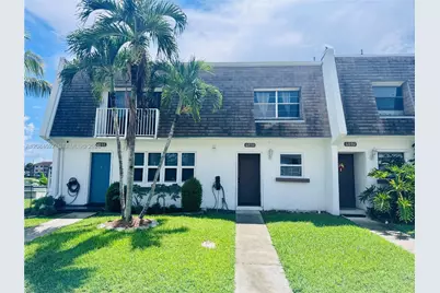 6090 SW 41st St #19, Davie, FL 33314 - Photo 1