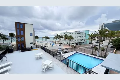 321 Wilson St #A105, Hollywood, FL 33019 - Photo 12
