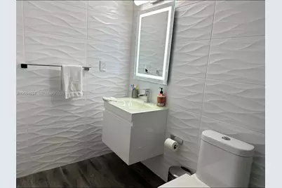 20301 W Country Club Dr #1530, Aventura, FL 33180 - Photo 8