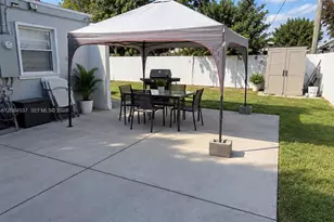 12221 SW 188th St, Miami, FL 33177 - Photo 24