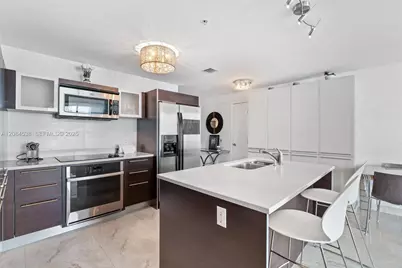 1900 N Bayshore Dr #3315, Miami, FL 33132 - Photo 14