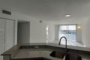 8710 N Sherman Cir, Miramar, FL 33025 - Photo 6