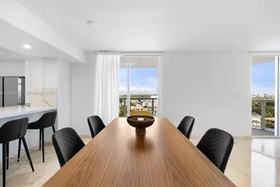 2401 Collins Ave #1508, Miami Beach, FL 33140 - Photo 4