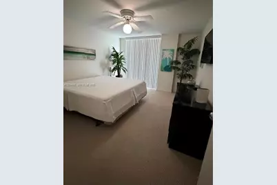 2401 Collins Ave #610, Miami Beach, FL 33140 - Photo 16