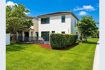 19329 NE 8th Ct #0, Miami, FL 33179 - Photo 4