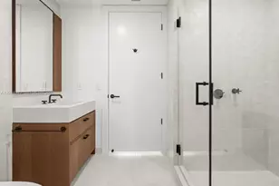 2200 Brickell Ave, Miami, FL 33129 - Photo 22