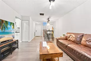 10720 NW 11th St, Pembroke Pines, FL 33026 - Photo 4