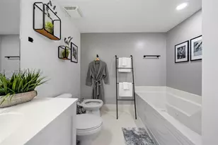 18100 N Bay Rd, Sunny Isles Beach, FL 33160 - Photo 18