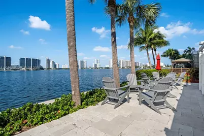 18100 N Bay Rd #308, Sunny Isles Beach, FL 33160 - Photo 32