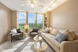 3980 Oaks Clubhouse Dr, Pompano Beach, FL 33069 - Photo 14