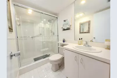 3980 Oaks Clubhouse Dr #409, Pompano Beach, FL 33069 - Photo 22