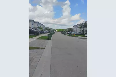 2678 SE 10th St #2678, Homestead, FL 33035 - Photo 6