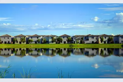 2678 SE 10th St #2678, Homestead, FL 33035 - Photo 4