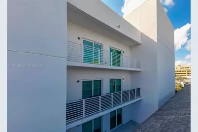 1938 Jackson St #306, Hollywood, FL 33020 - Photo 14