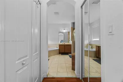 8739 NW 109th Ct, Doral, FL 33178 - Photo 18