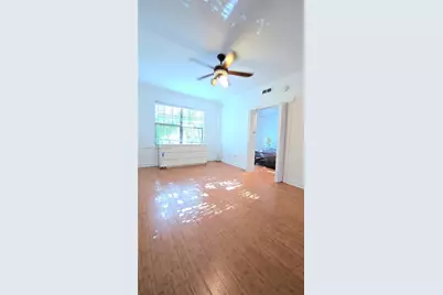 934 Michigan Ave #109, Miami Beach, FL 33139 - Photo 2