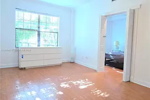 934 Michigan Ave, Miami Beach, FL 33139 - Photo 2