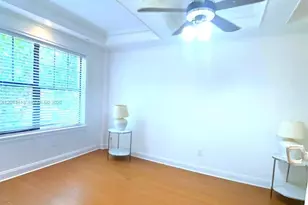 934 Michigan Ave, Miami Beach, FL 33139 - Photo 4