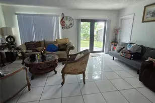 3810 NW 195th St, Miami Gardens, FL 33055 - Photo 6