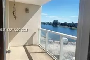 1351 NE Miami Gardens Dr, Miami, FL 33179 - Photo 6