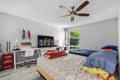 17620 Atlantic Blvd #315, Sunny Isles Beach, FL 33160 - Photo 14