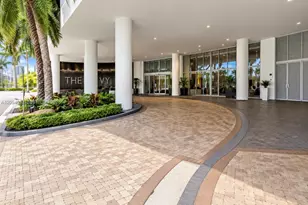 90 SW 3rd St, Miami, FL 33130 - Photo 2