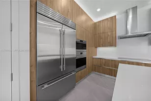 19581 NE 14th Ave, Miami, FL 33179 - Photo 10
