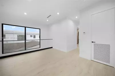1328 NE 16th Ter, Fort Lauderdale, FL 33304 - Photo 38