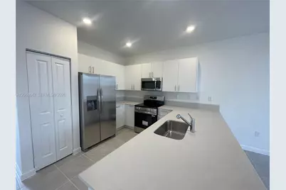 2568 SE 25th Rd #2568, Homestead, FL 33035 - Photo 6