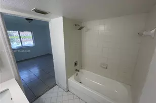 1251 SE 31st Ct, Homestead, FL 33035 - Photo 28