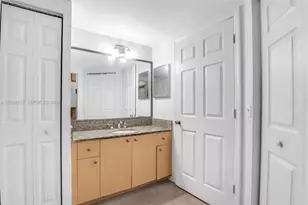2474 Centergate Dr, Miramar, FL 33025 - Photo 8