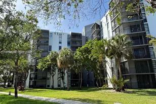 3301 N Country Club Dr, Aventura, FL 33180 - Photo 1