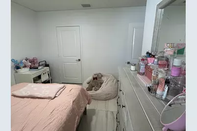 631 NE 4th Ter, Florida City, FL 33034 - Photo 8